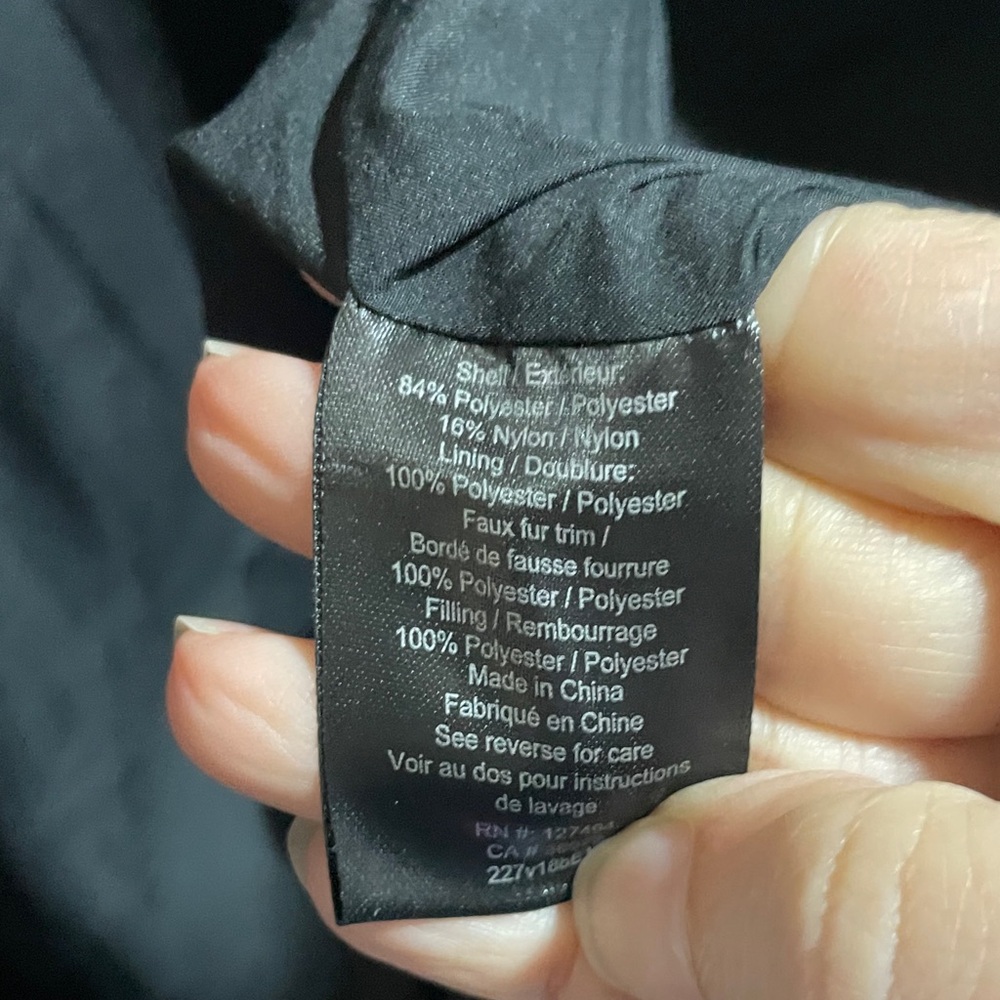 Evereve Black Quilted Puffer Jacket - Picture 4 of 5